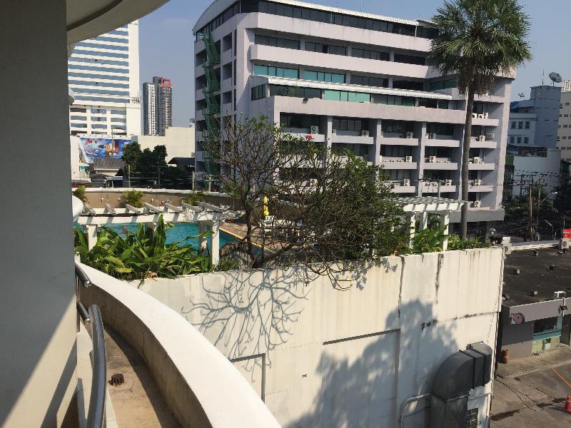โรงแรมฟอรัมพาร์ค 4* กรุงเทพมหานคร